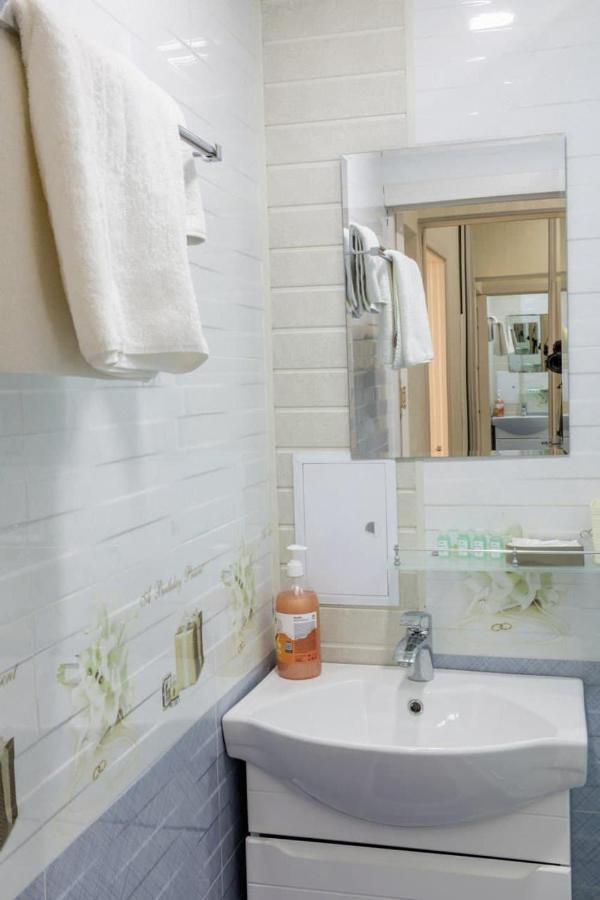 Metro Aybek Center Of Tashkent Comfort 1 Bedroom And Hall ภายนอก รูปภาพ